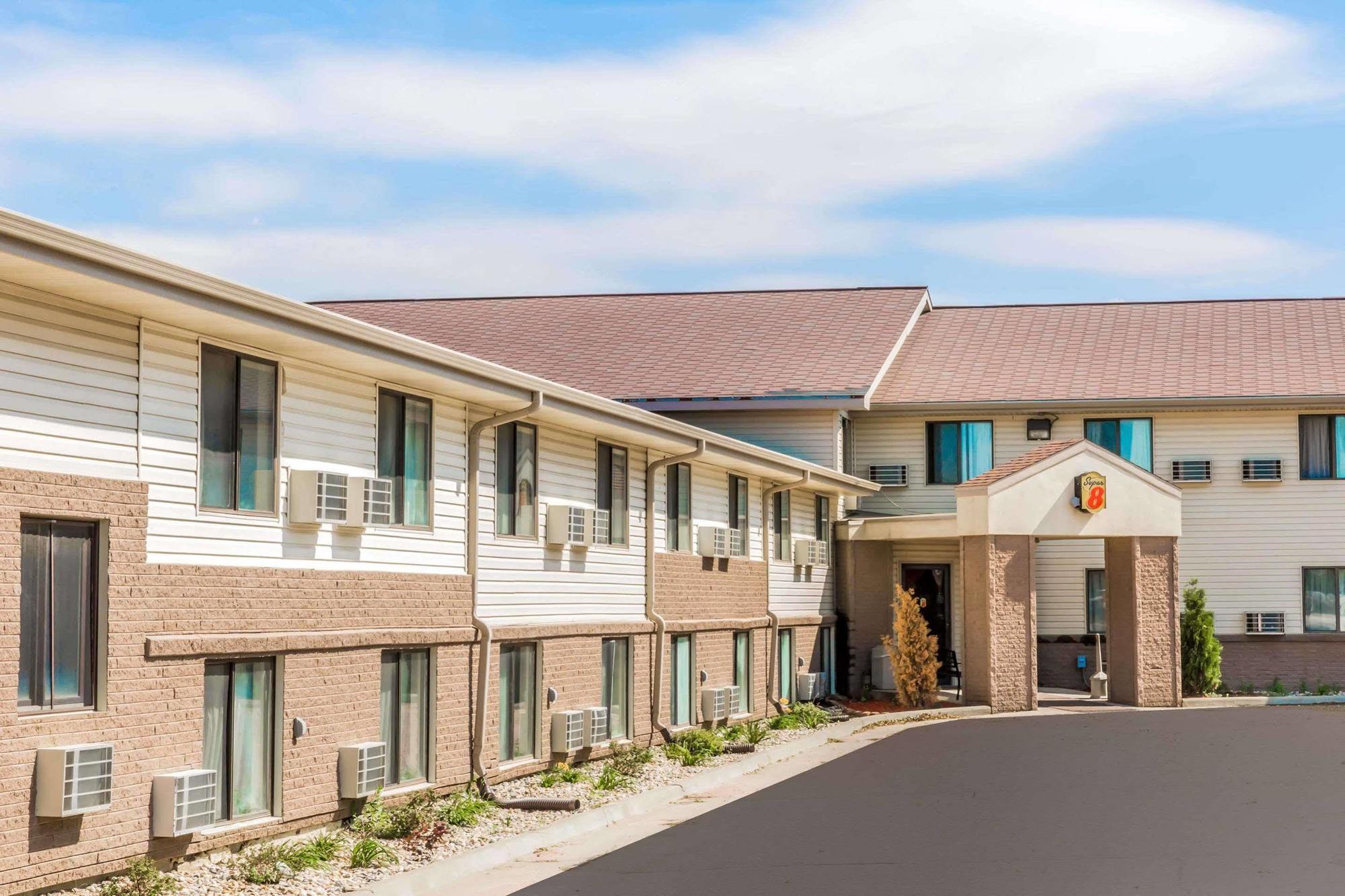 Super 8 By Wyndham Airport I90 Ξενοδοχείο Σιου Φολς Εξωτερικό φωτογραφία